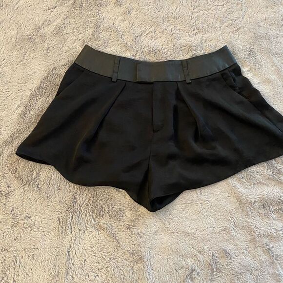 Helmut Lang dressy shorts, size 2 - Picture 1 of 10